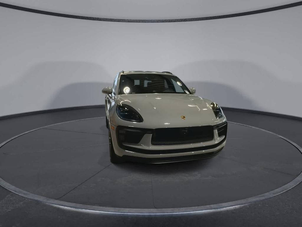 Porsche Macan 2024
