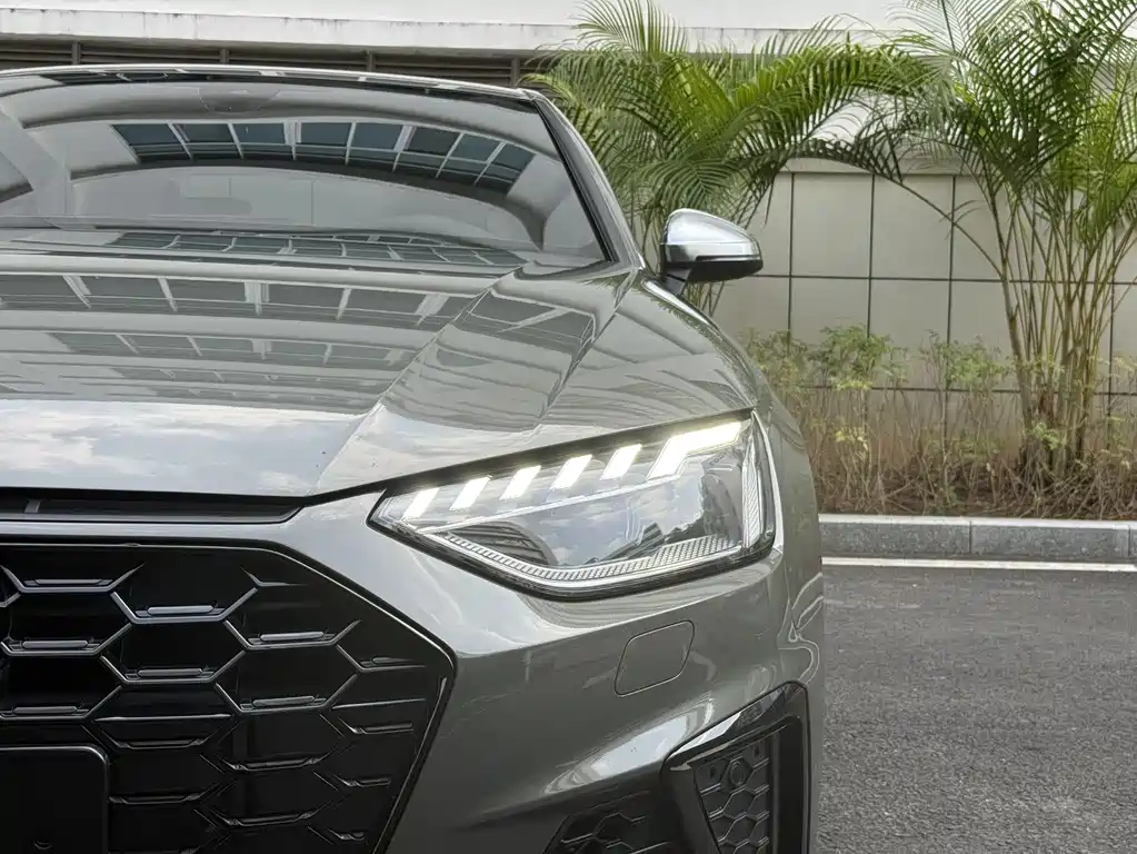 Audi S4 2023