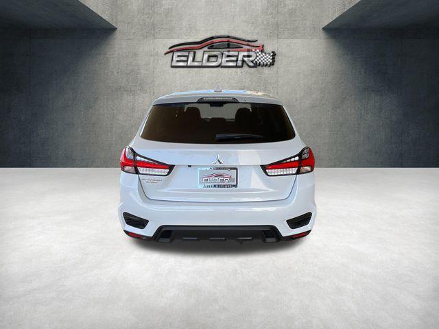 Mitsubishi Outlander Sport 2024