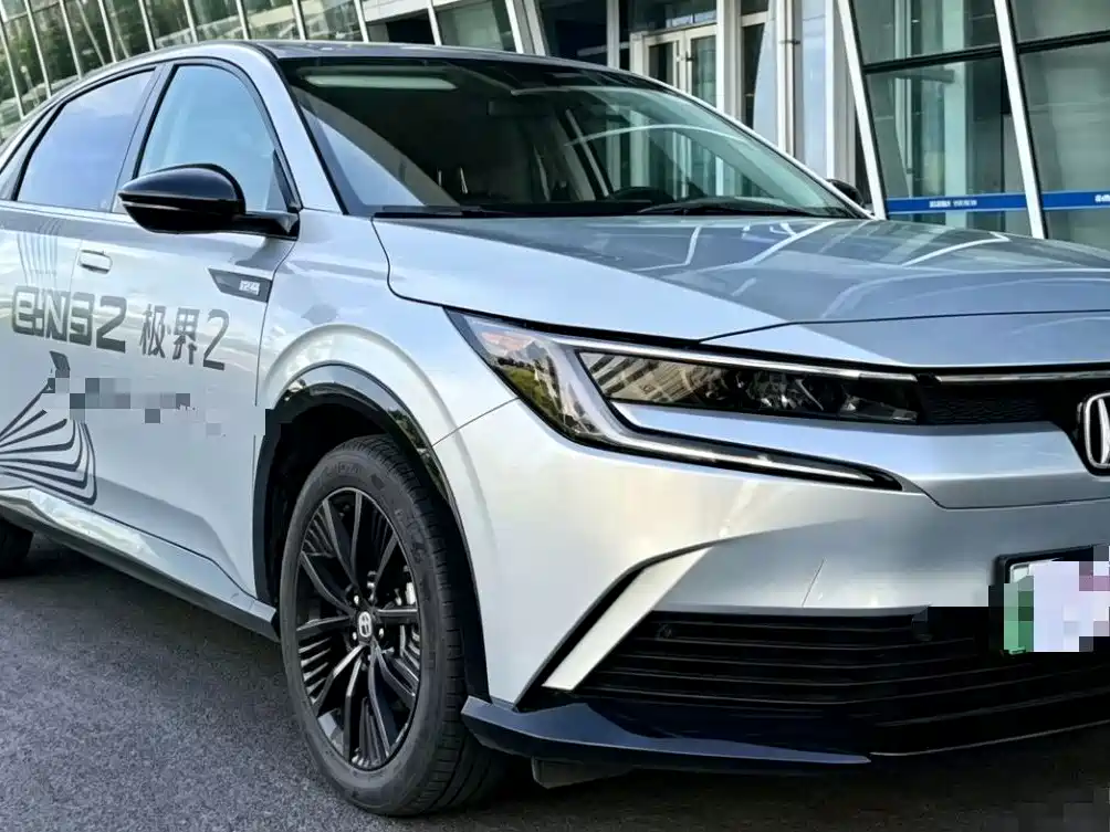 Honda e:NP2 2024
