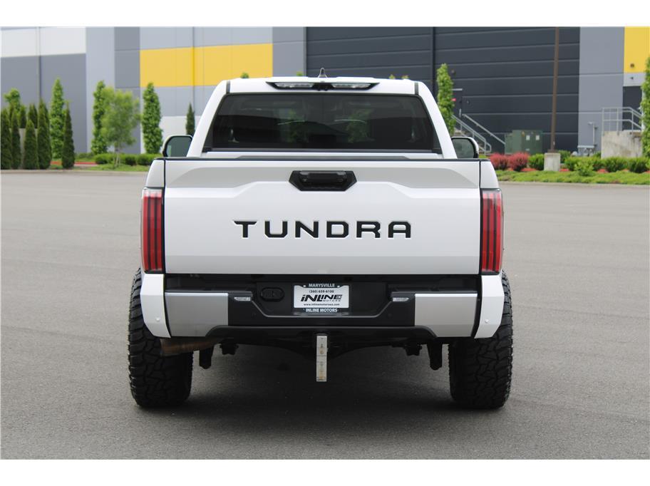 Toyota Tundra 2024