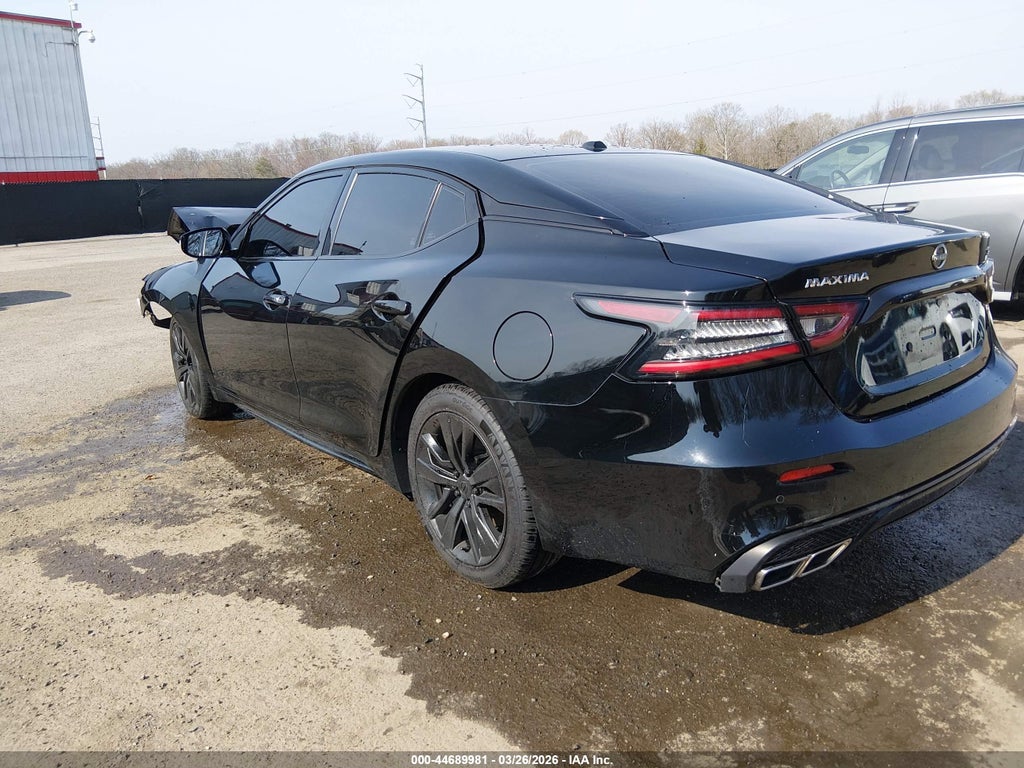 Nissan Maxima 2023