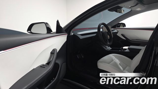 Tesla Model 3 2024
