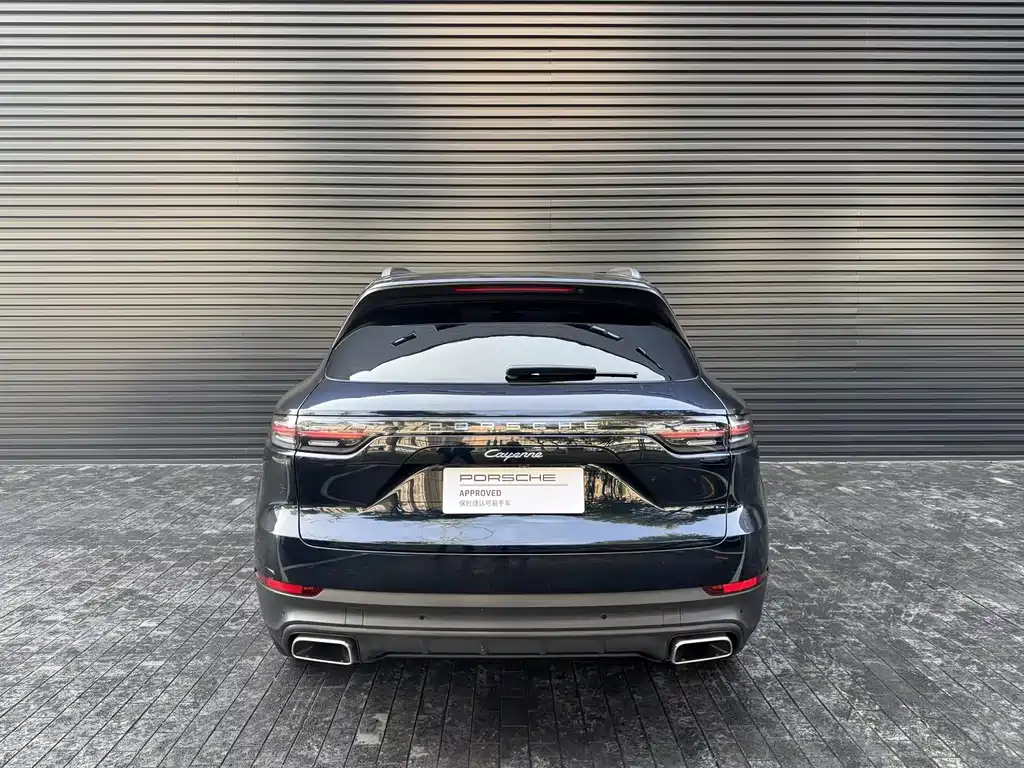 Porsche Cayenne 2021