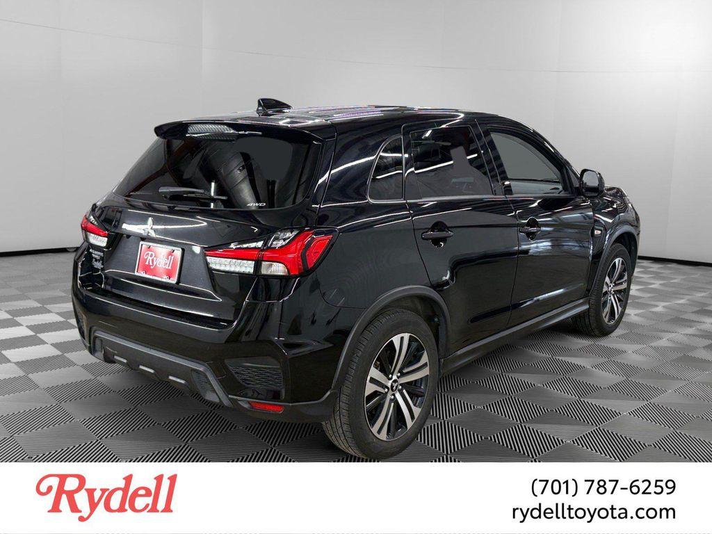 Mitsubishi Outlander Sport 2025