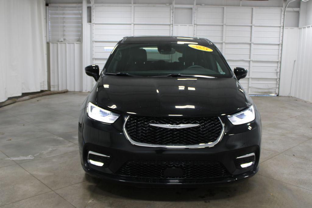 Chrysler Pacifica 2025
