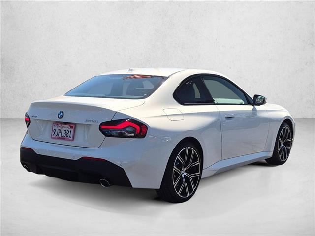 BMW 230 2023