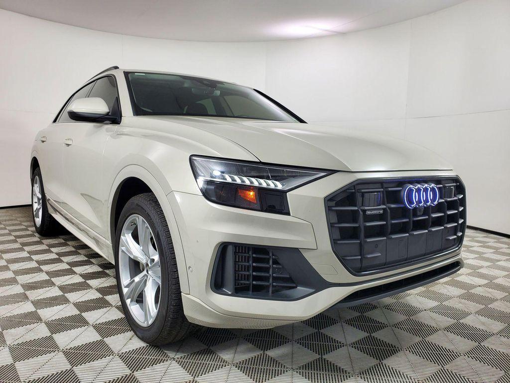 Audi Q8 2023