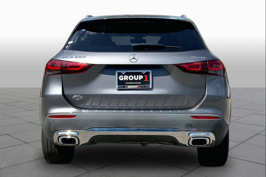 Mercedes-Benz GLA 250 2021