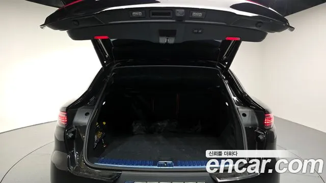 Porsche Cayenne 2021