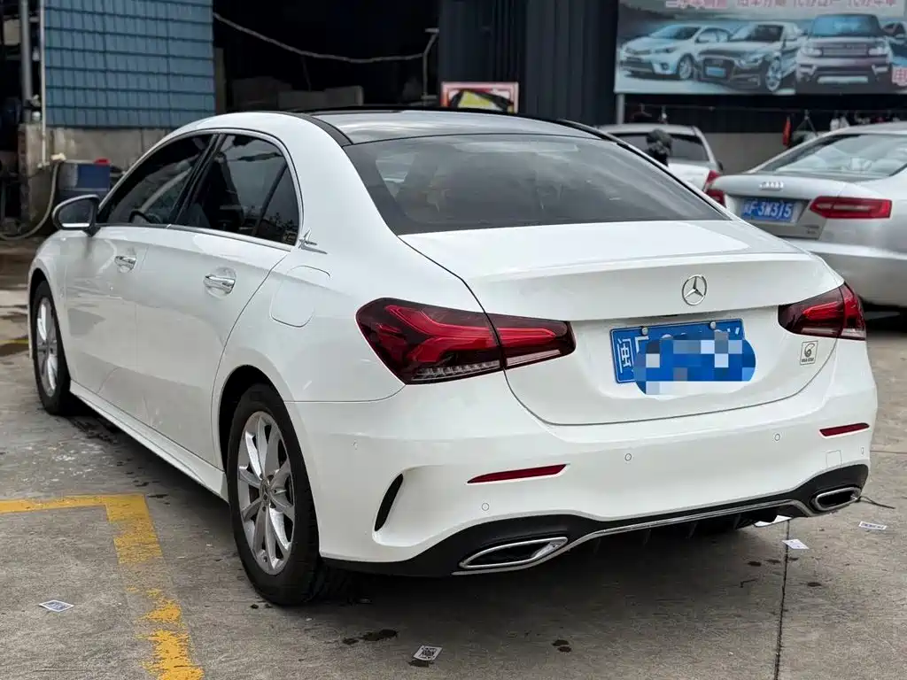 Mercedes-Benz A-Класс 2022