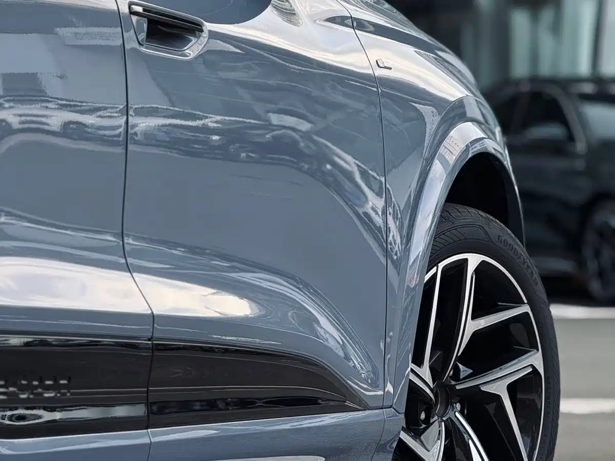 Audi e-tron 2026