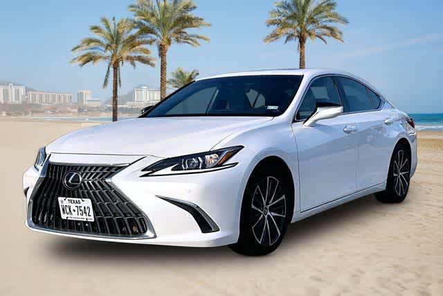Lexus ES 2023