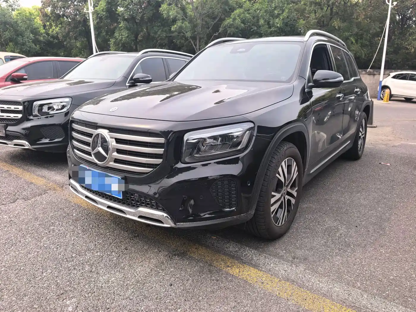 Mercedes-Benz GLB 2025