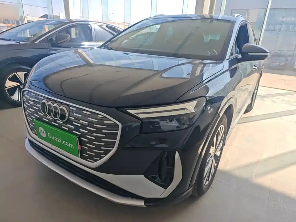 Audi Q4 e-tron 2024