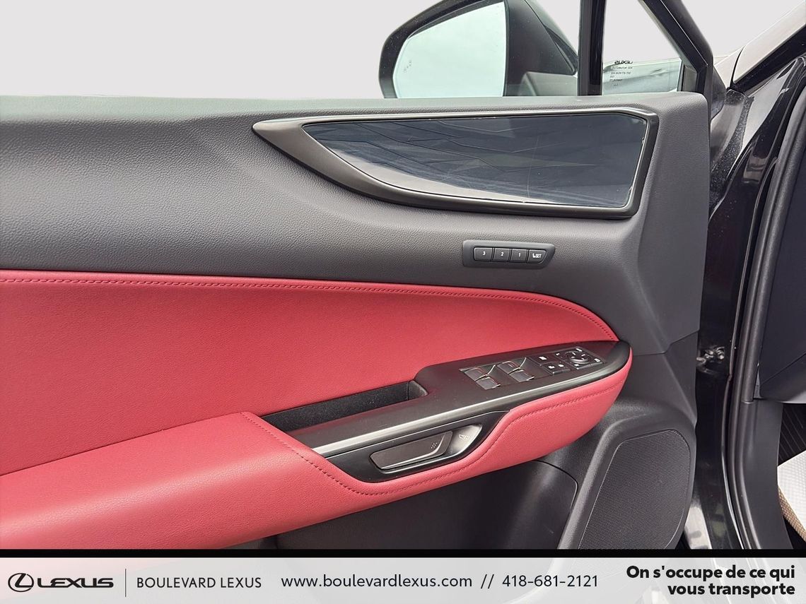 Lexus NX 2022