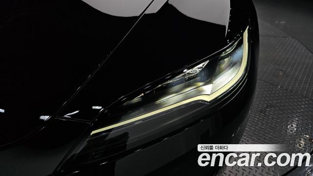 Tesla Model 3 2025