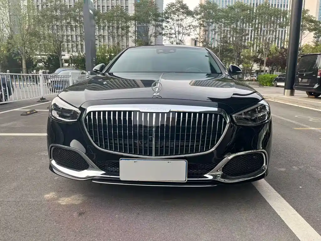 Mercedes-Benz Maybach S-Класс 2023