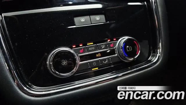 Lincoln Navigator 2021