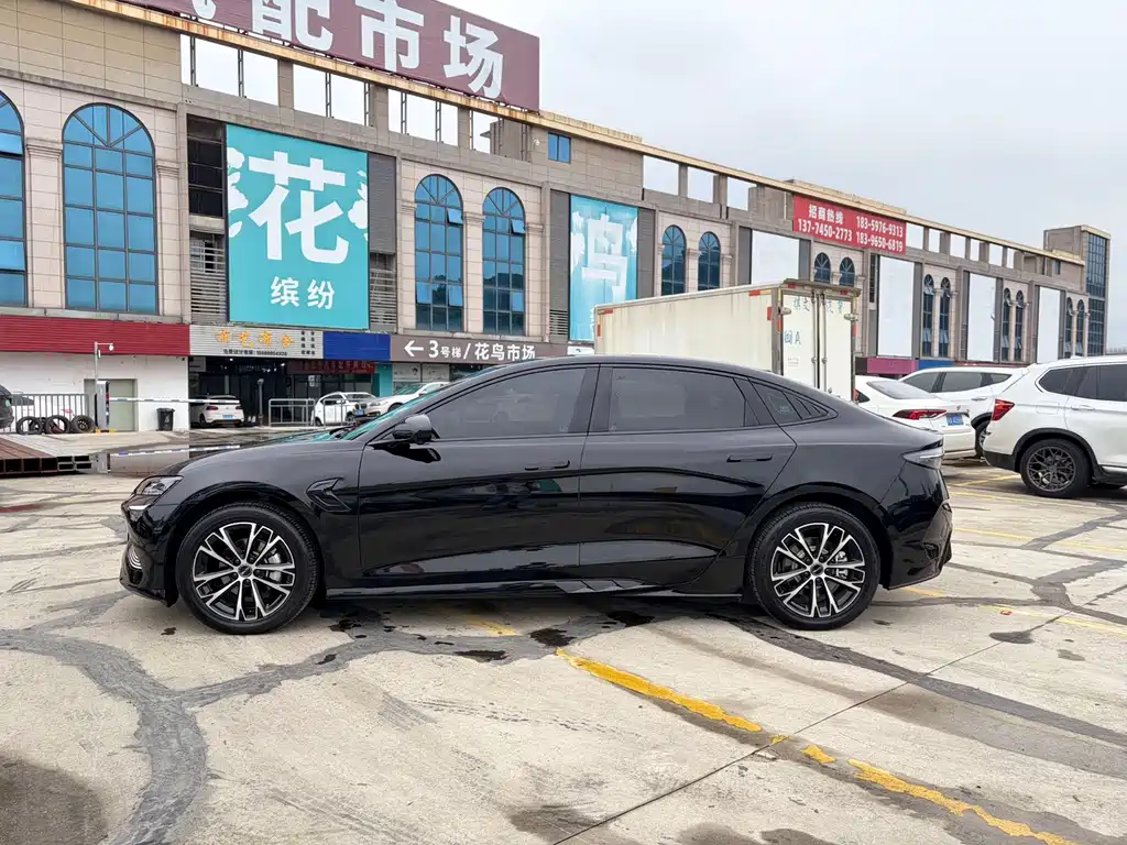 BYD Seal 2025