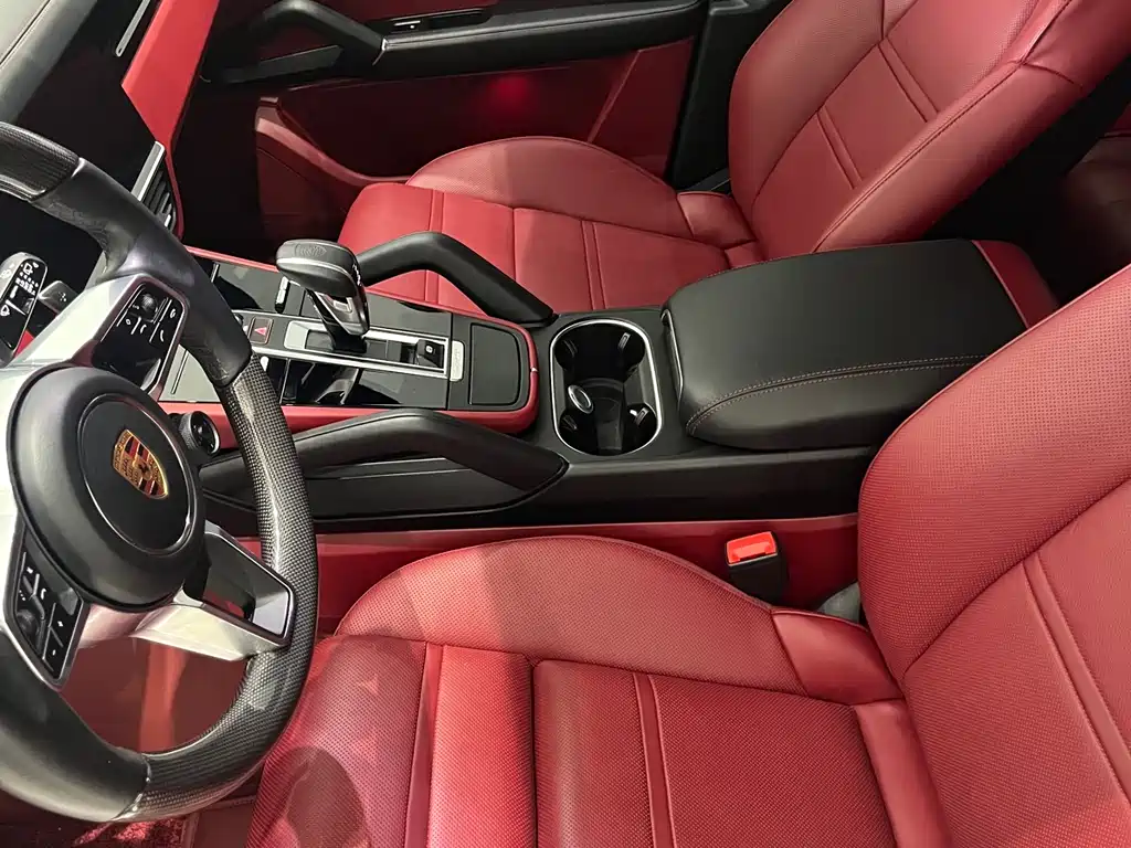 Porsche Cayenne 2023