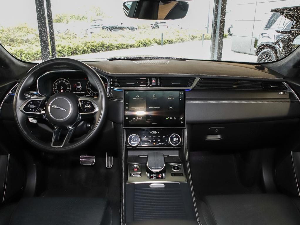 Jaguar F-Pace 2023