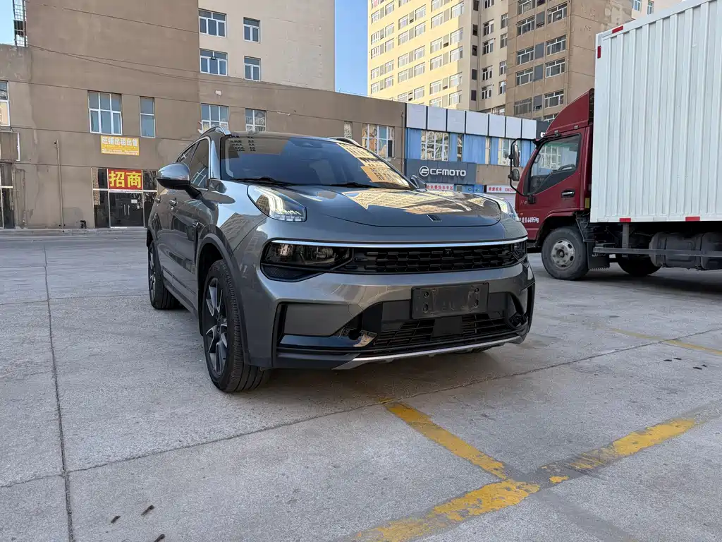 Lynk & Co 01 2021