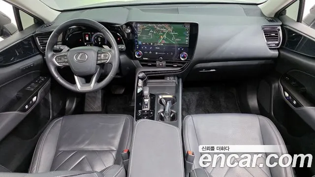 Lexus NX 2022