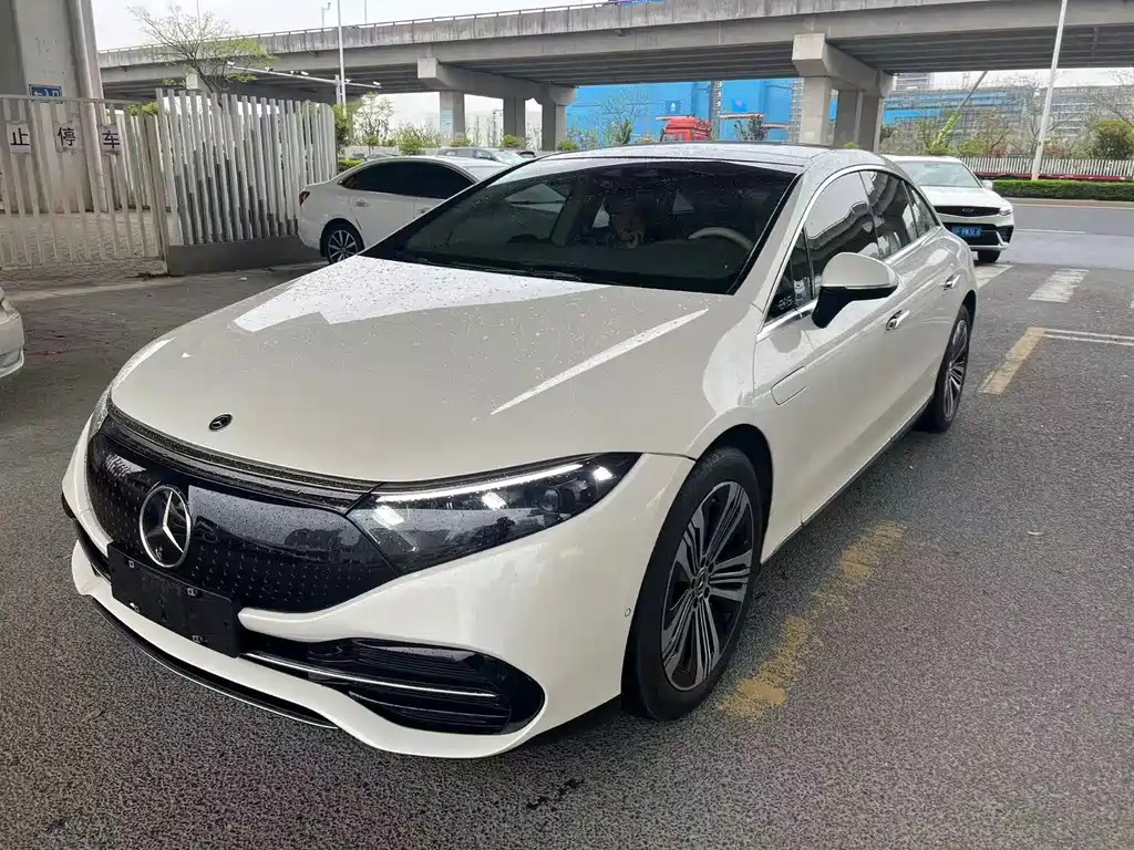 Mercedes-Benz EQS 2023
