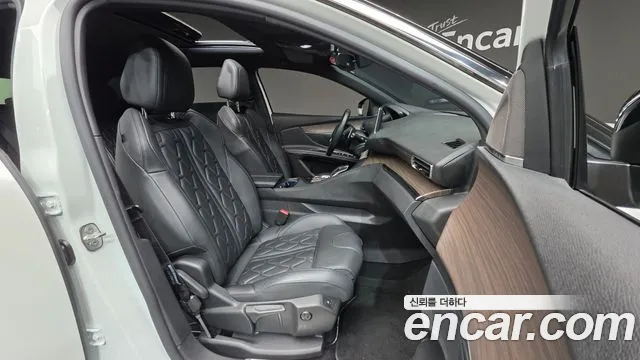 Peugeot 3008 2022