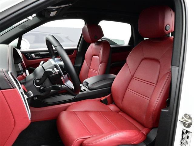 Porsche Cayenne 2022