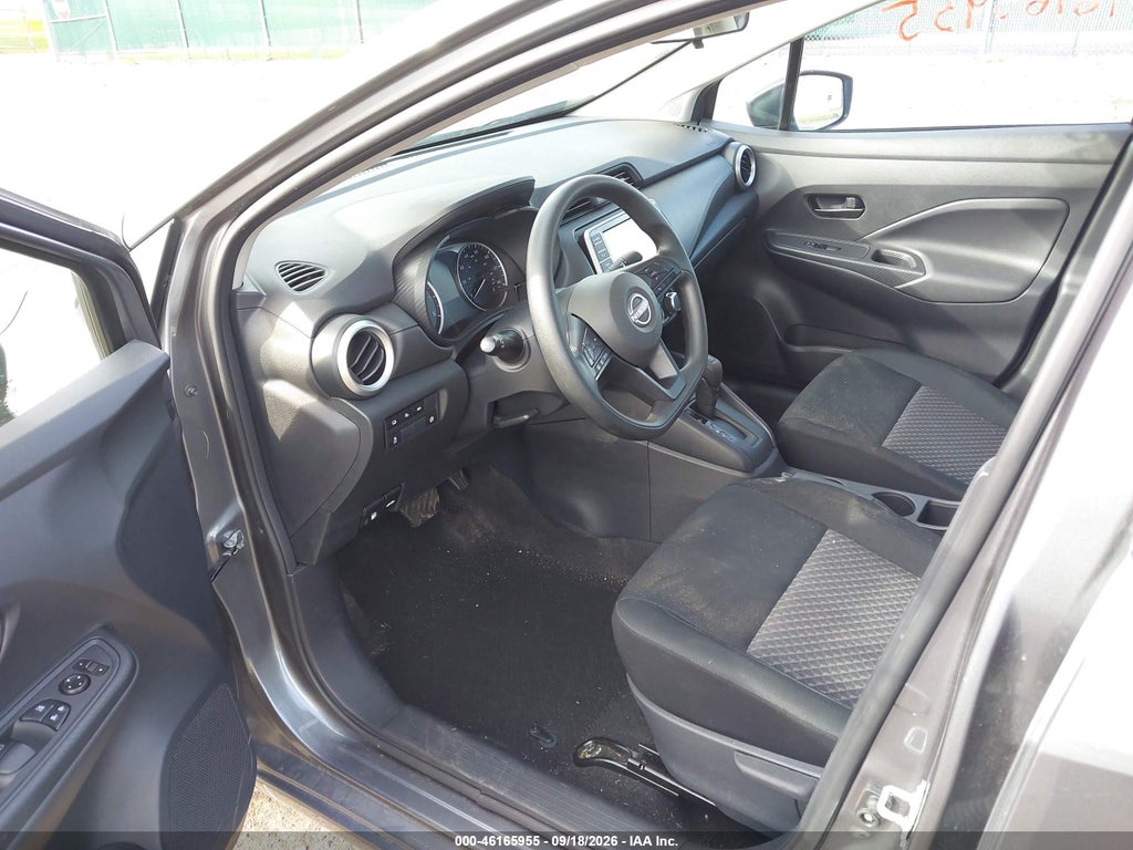 Nissan Versa 2024