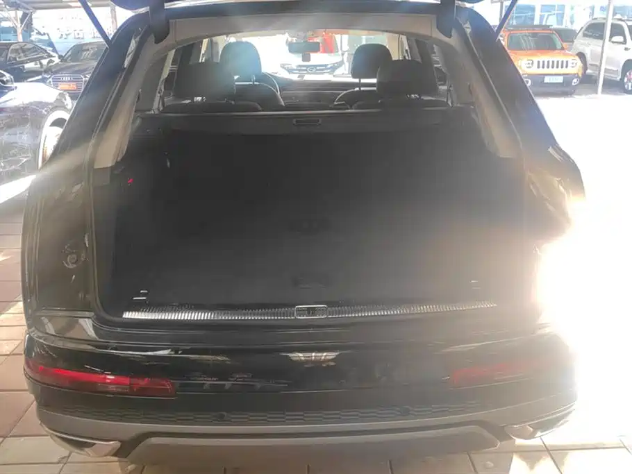 Audi Q7 2021