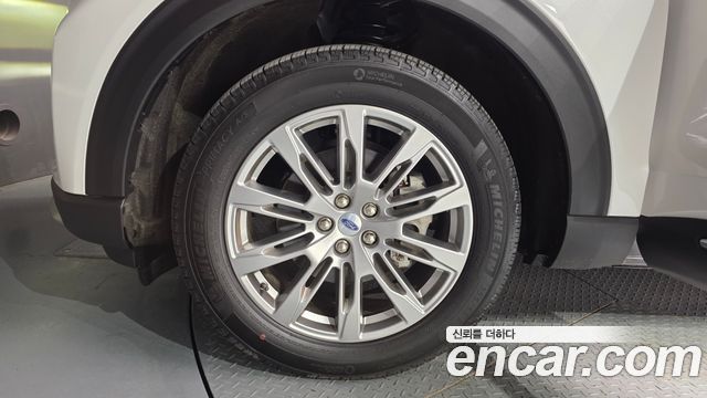 Ford Explorer 2025