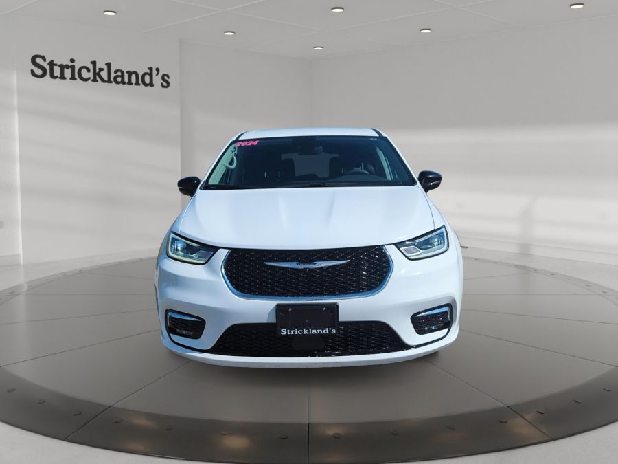 Chrysler Pacifica 2024
