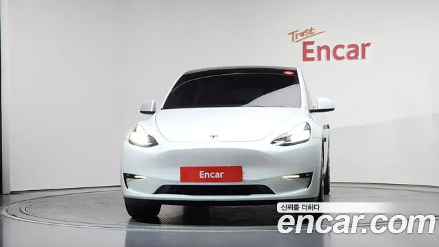 Tesla Model Y 2022