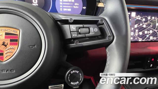Porsche Macan 2025