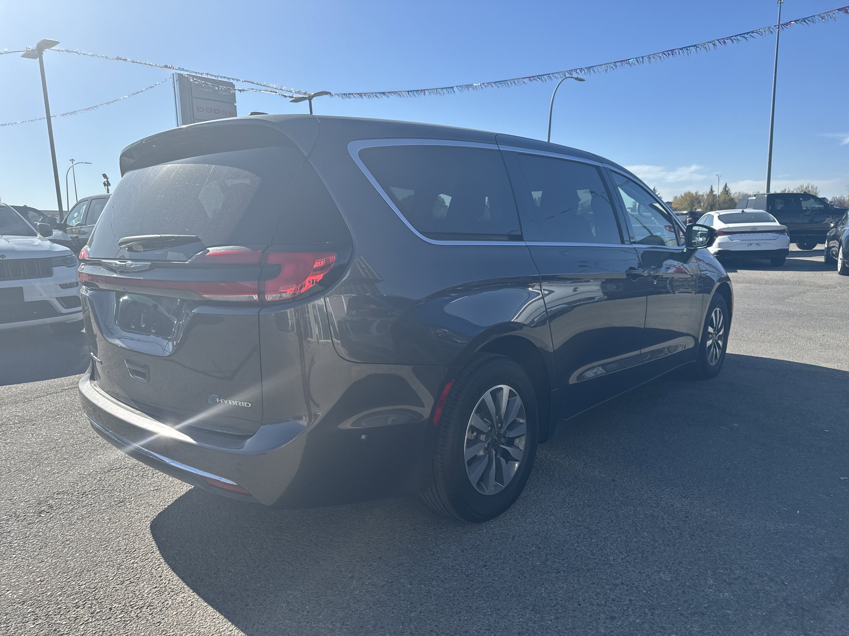 Chrysler Pacifica 2023