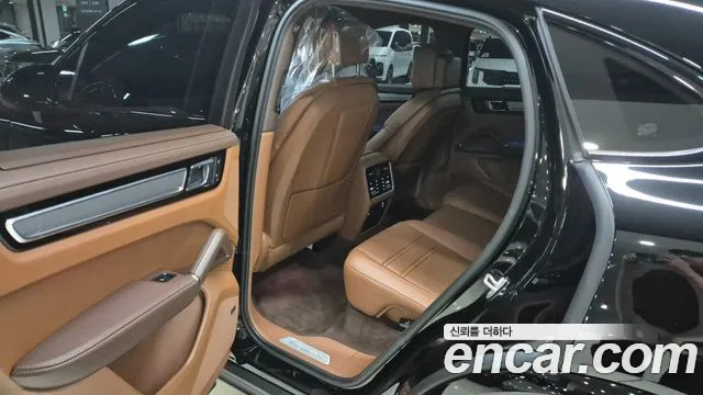 Porsche Cayenne 2023