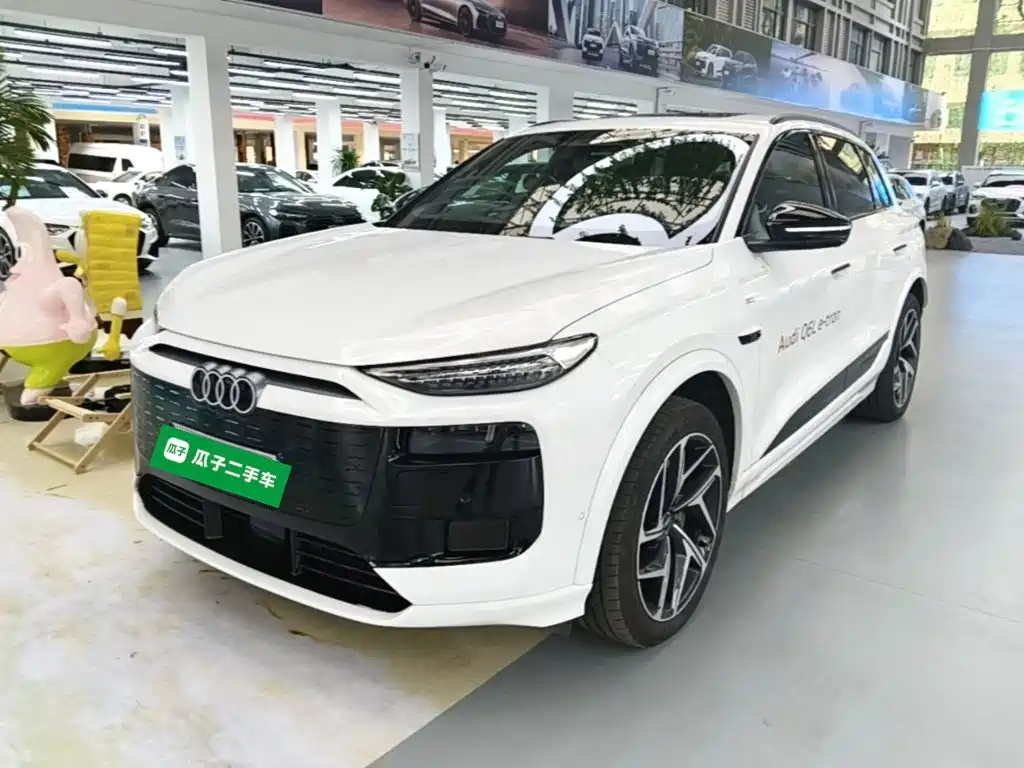 Audi e-tron 2025