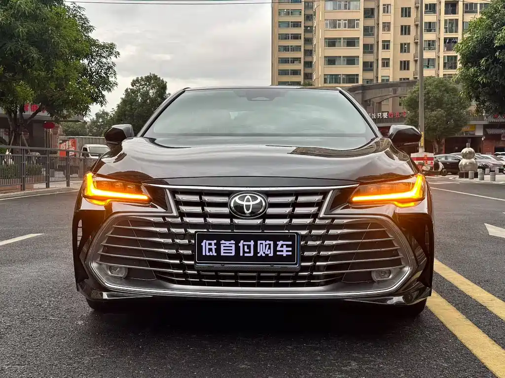 Toyota Avalon 2025