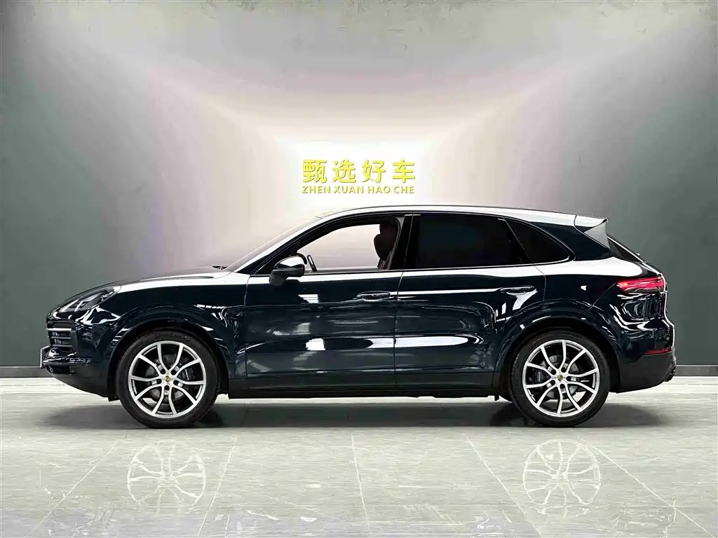 Porsche Cayenne 2023