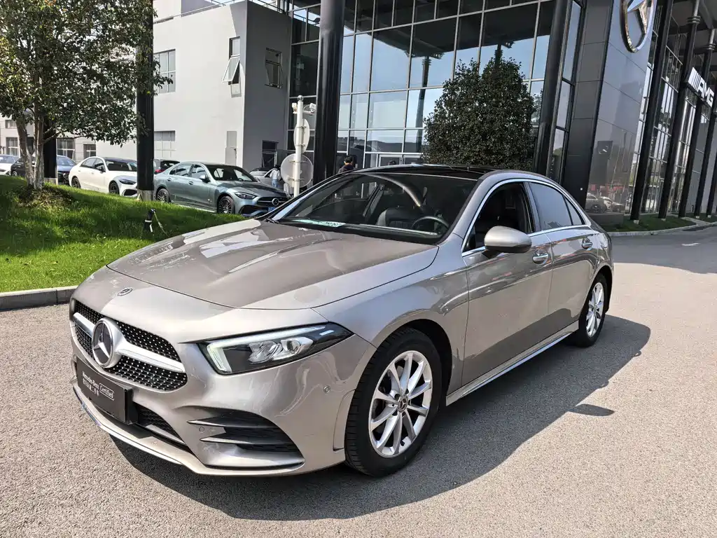 Mercedes-Benz A-Класс 2022