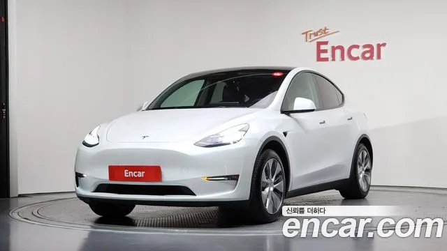 Tesla Model Y 2021