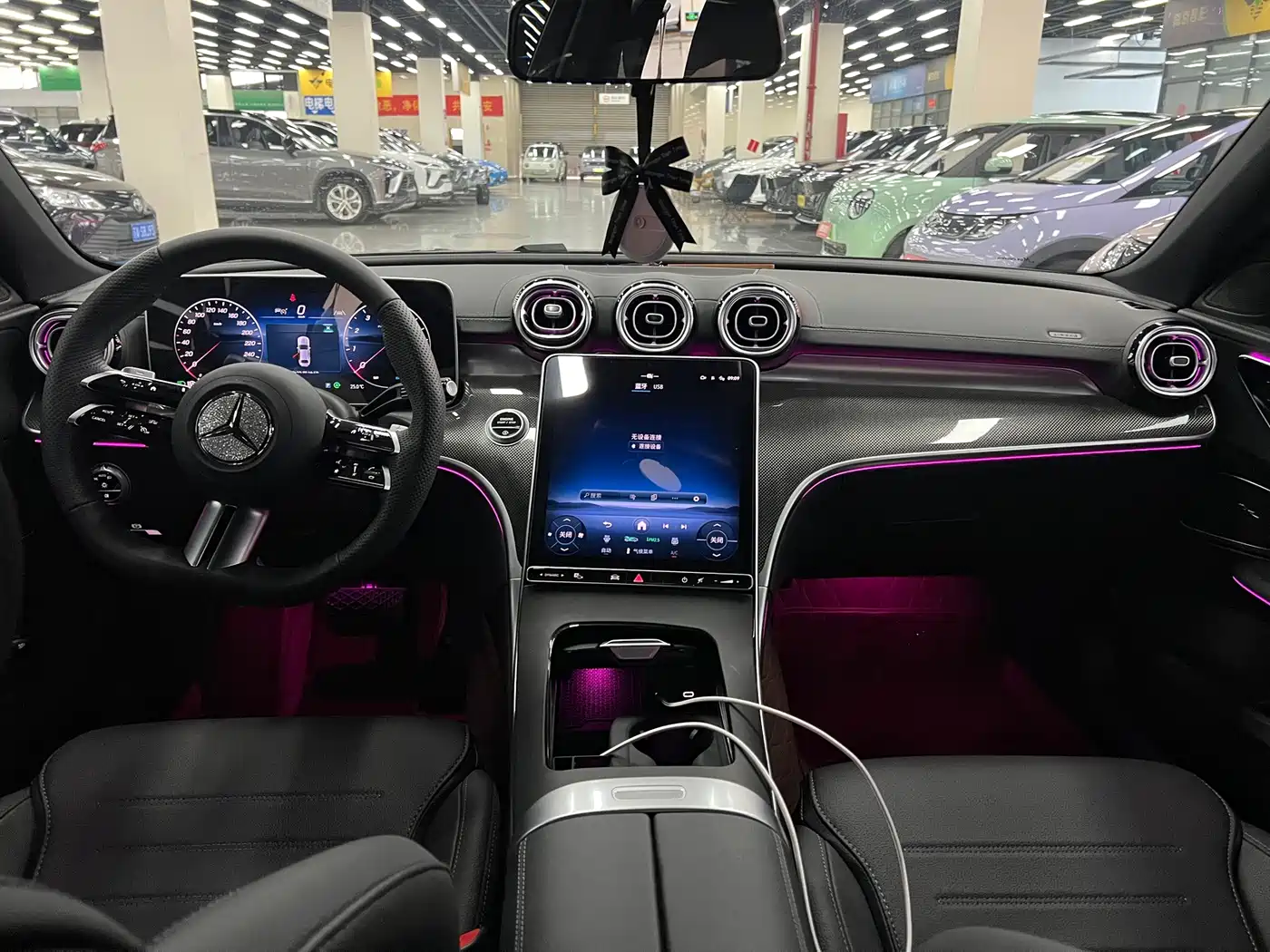 Mercedes-Benz C-Класс 2025
