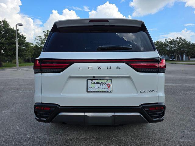 Lexus LX 2026