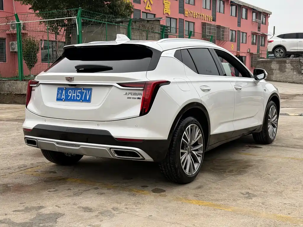 Cadillac GT4 2023