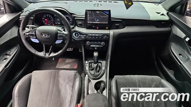 Hyundai Veloster 2020