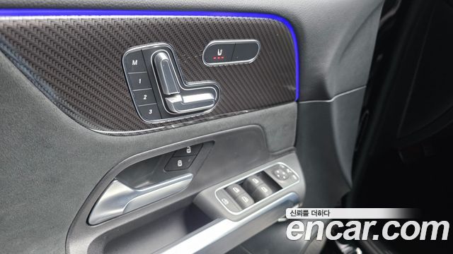 Mercedes-Benz GLB 2022