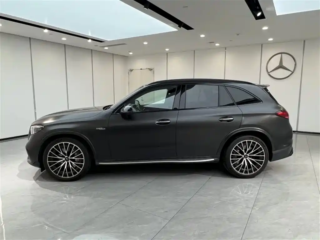 Mercedes-Benz GLC AMG 2025